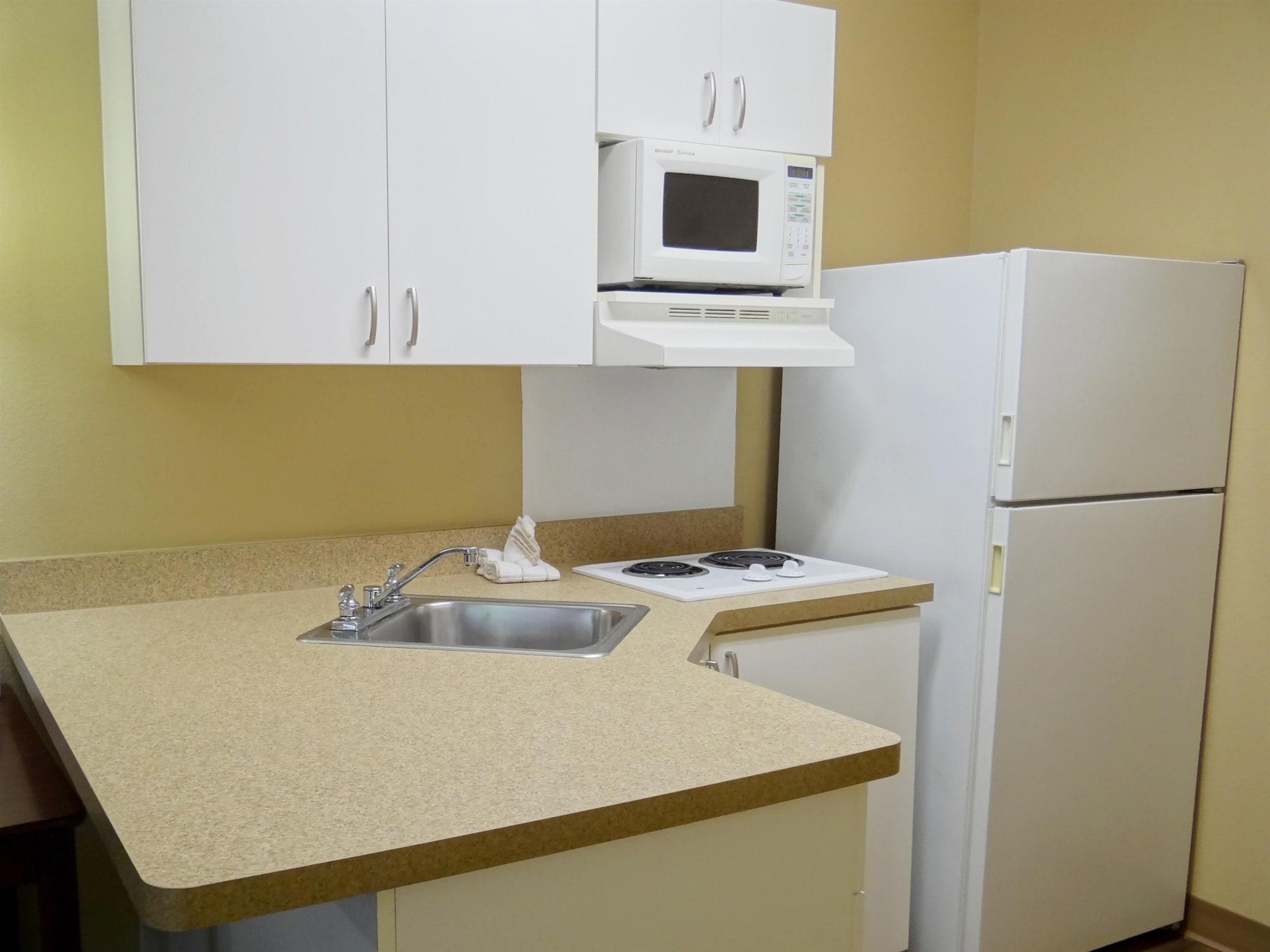 Extended Stay America Select Suites - Columbia - Ft Jackson Exterior photo